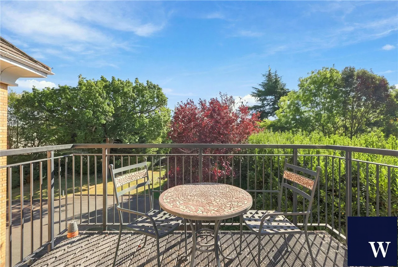 Hendon Lane, Finchley, N3, photo 11