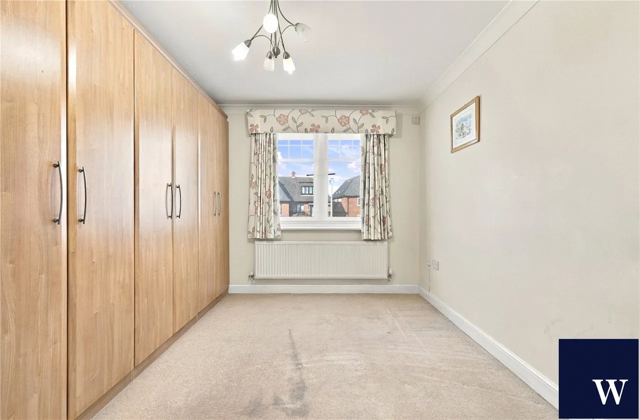 Hendon Lane, Finchley, N3, photo 20