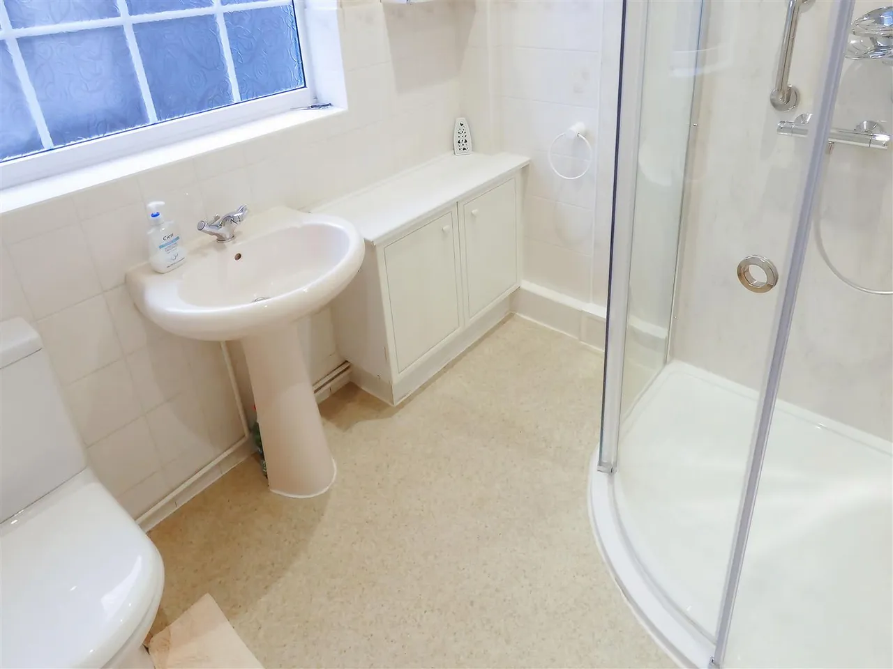 Willow Avenue, Rustington, photo 13