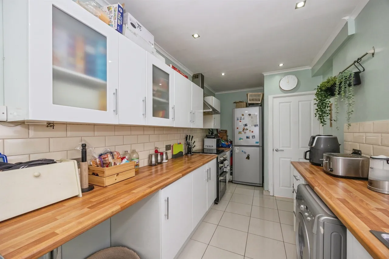 Hampshire Street, Portsmouth, PO1, photo 7