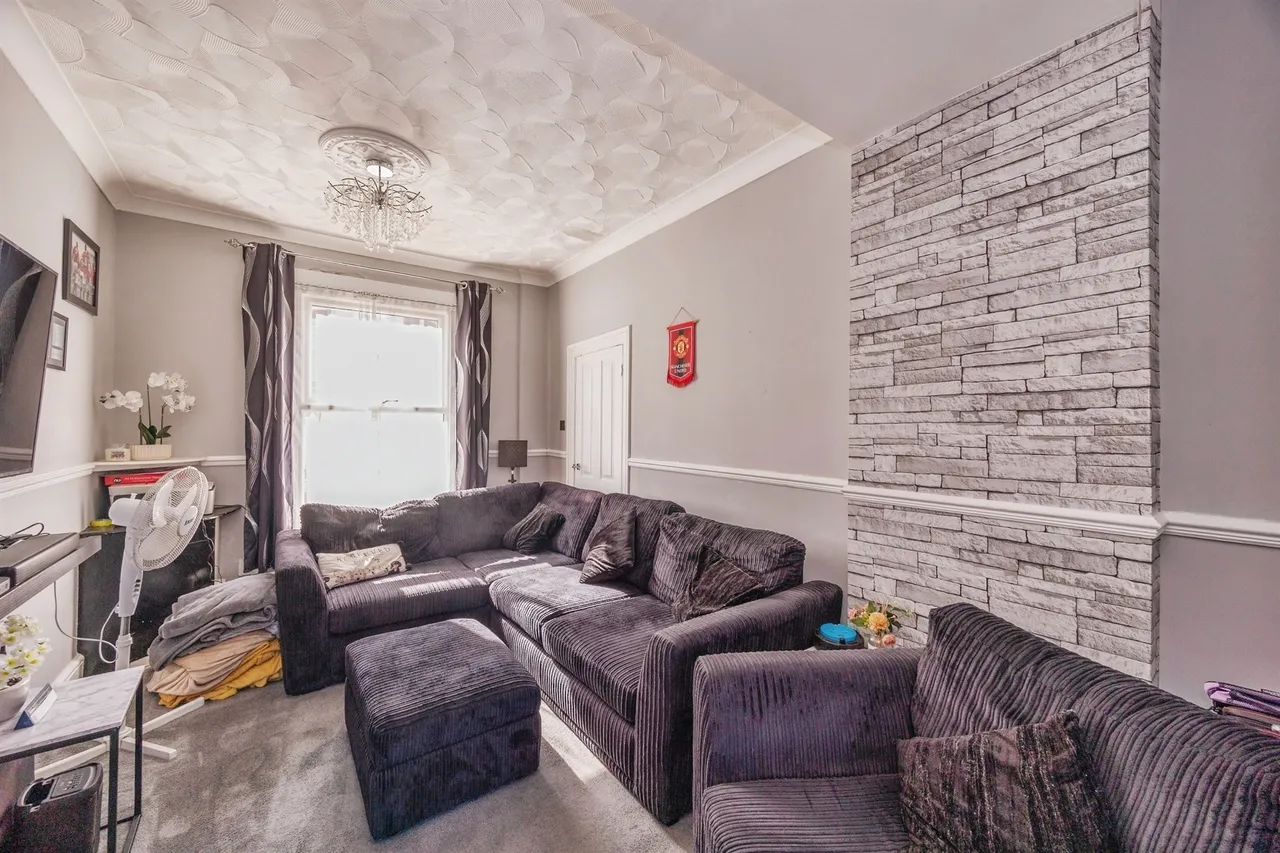 Hampshire Street, Portsmouth, PO1, photo 14