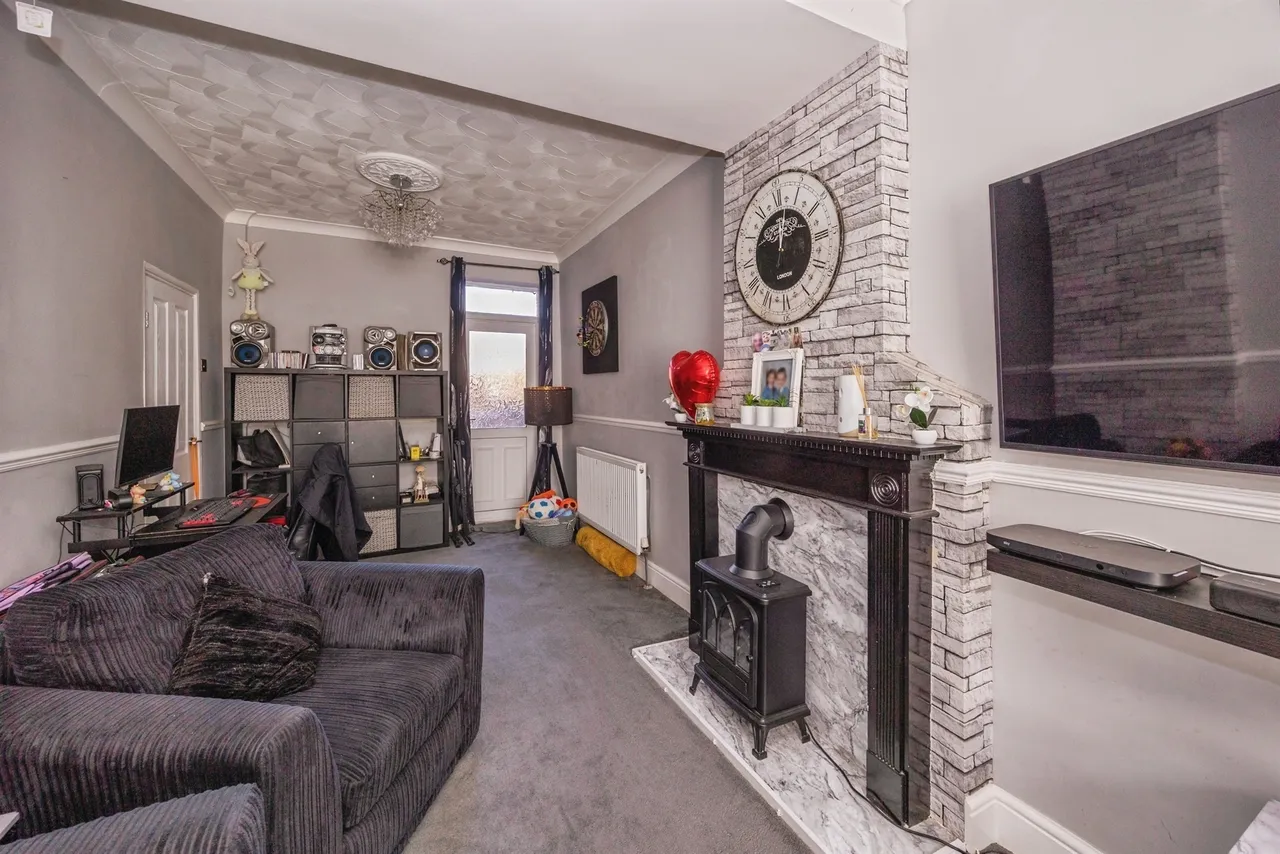 Hampshire Street, Portsmouth, PO1, photo 16