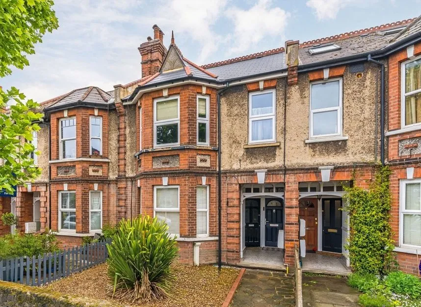 2 bed flat for sale, Villiers Road, Kingston Upon Thames, KT1