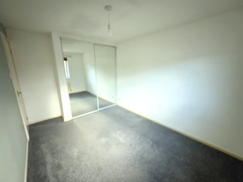 Tamworth Drive, Shaw, photo 13
