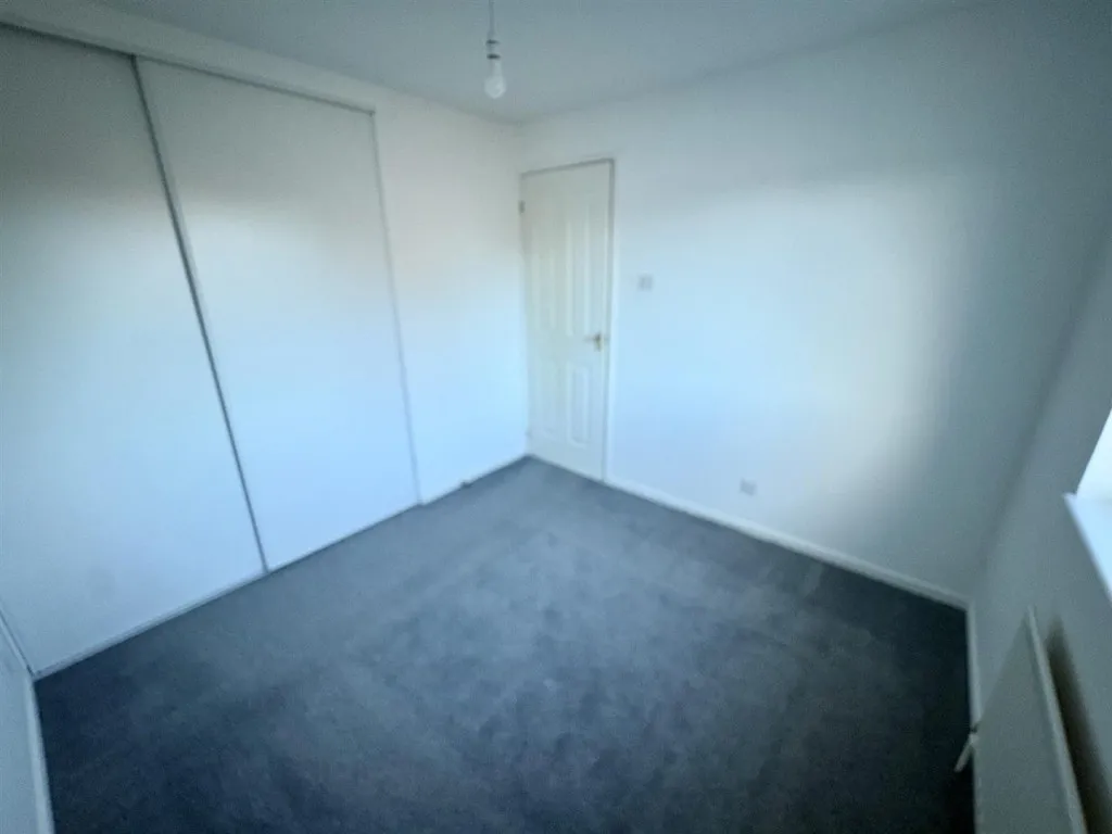 Tamworth Drive, Shaw, photo 11
