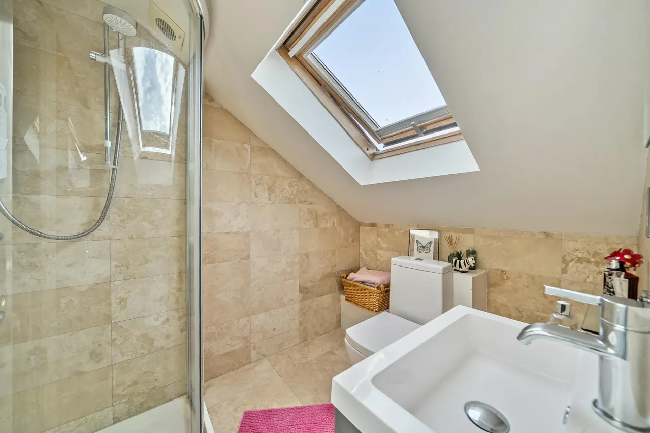 Grove Road, Windsor, photo 16