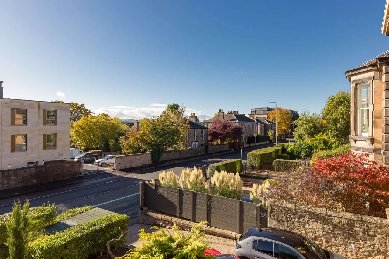 Corstorphine Road, Murrayfield, EH12, photo 18
