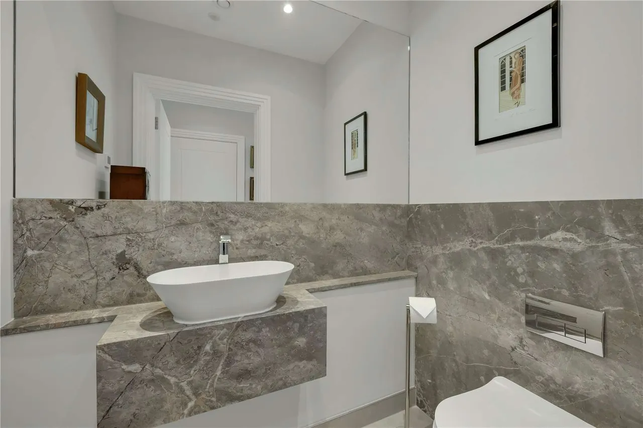 Church Road, East Molesey, Surrey, KT8 9DS, photo 8