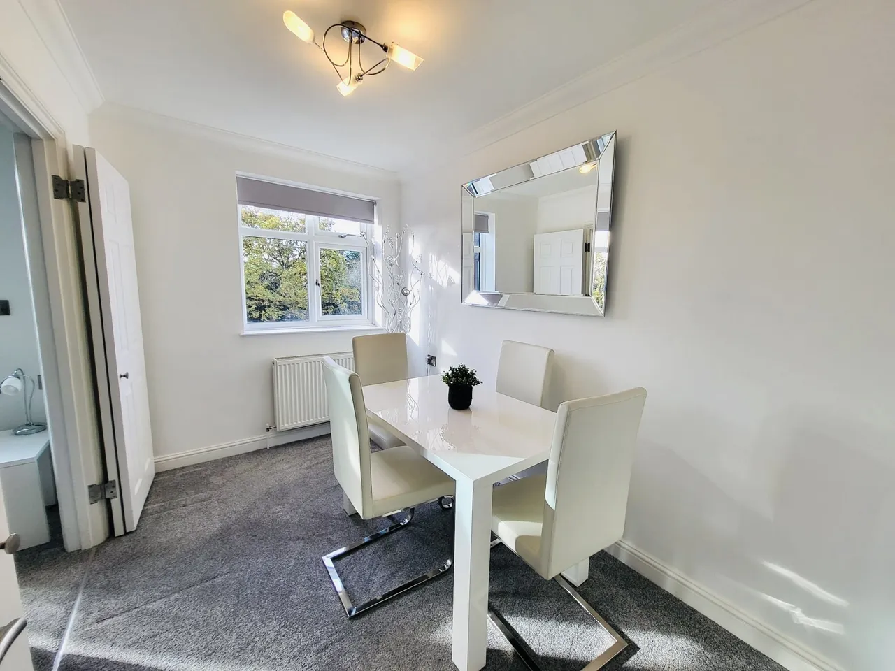 Edgware Way, HA8, photo 4