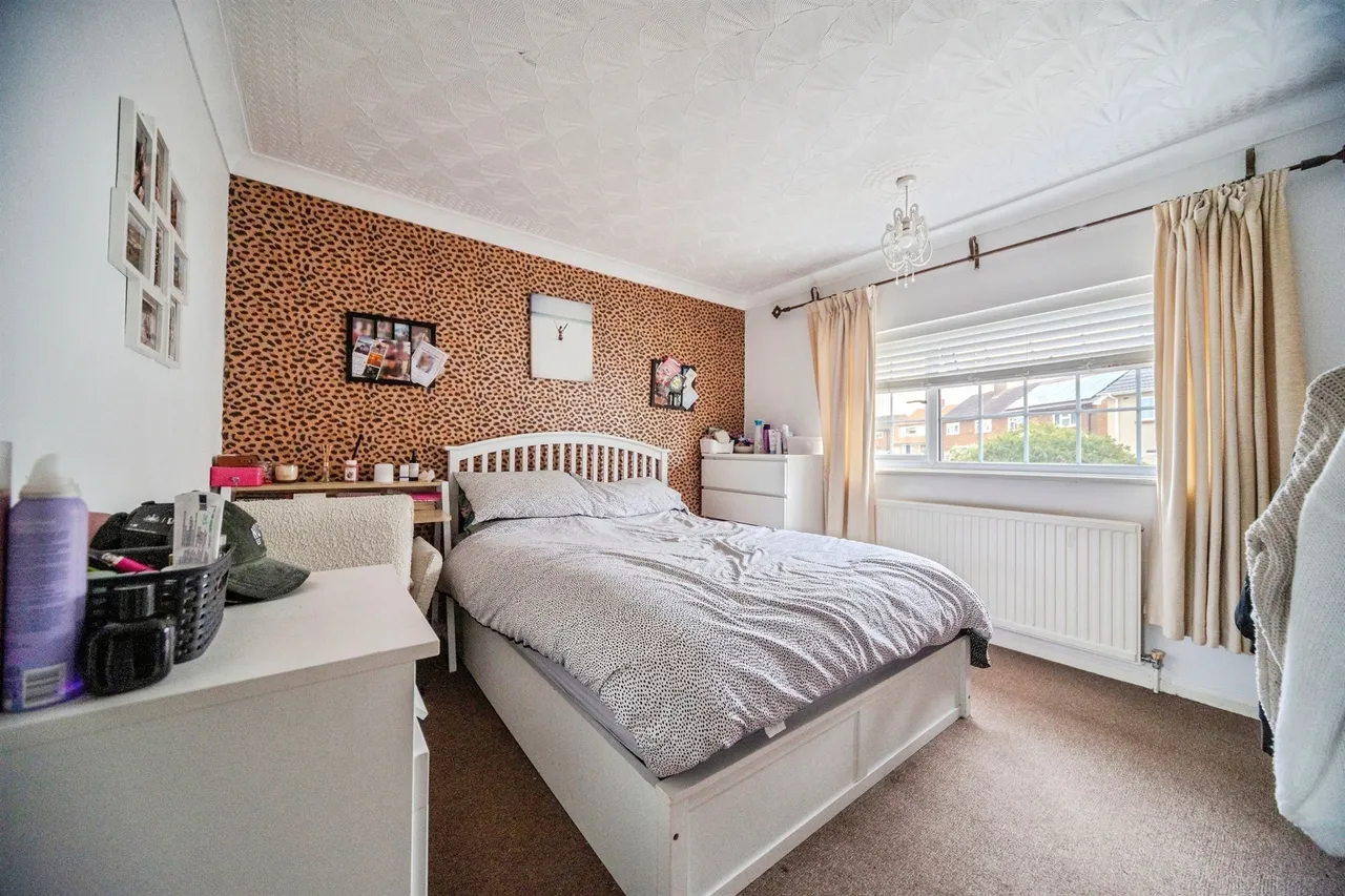 Bettys Close, Newton Longville, MK17, photo 18