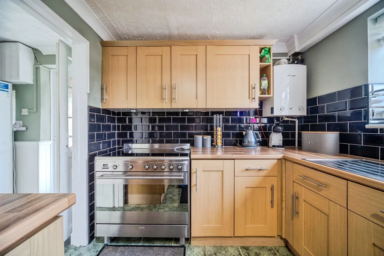 Bettys Close, Newton Longville, MK17, photo 8