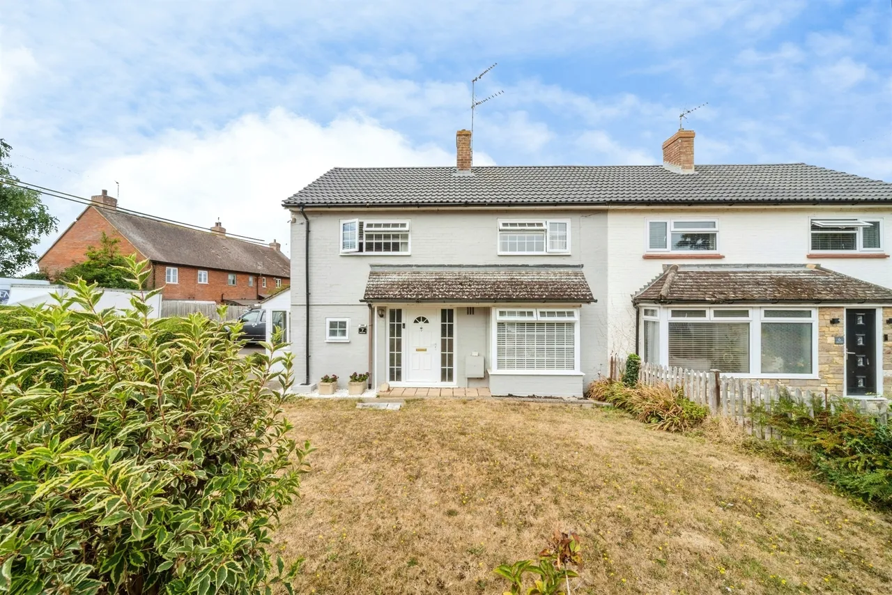 Bettys Close, Newton Longville, MK17, photo 27