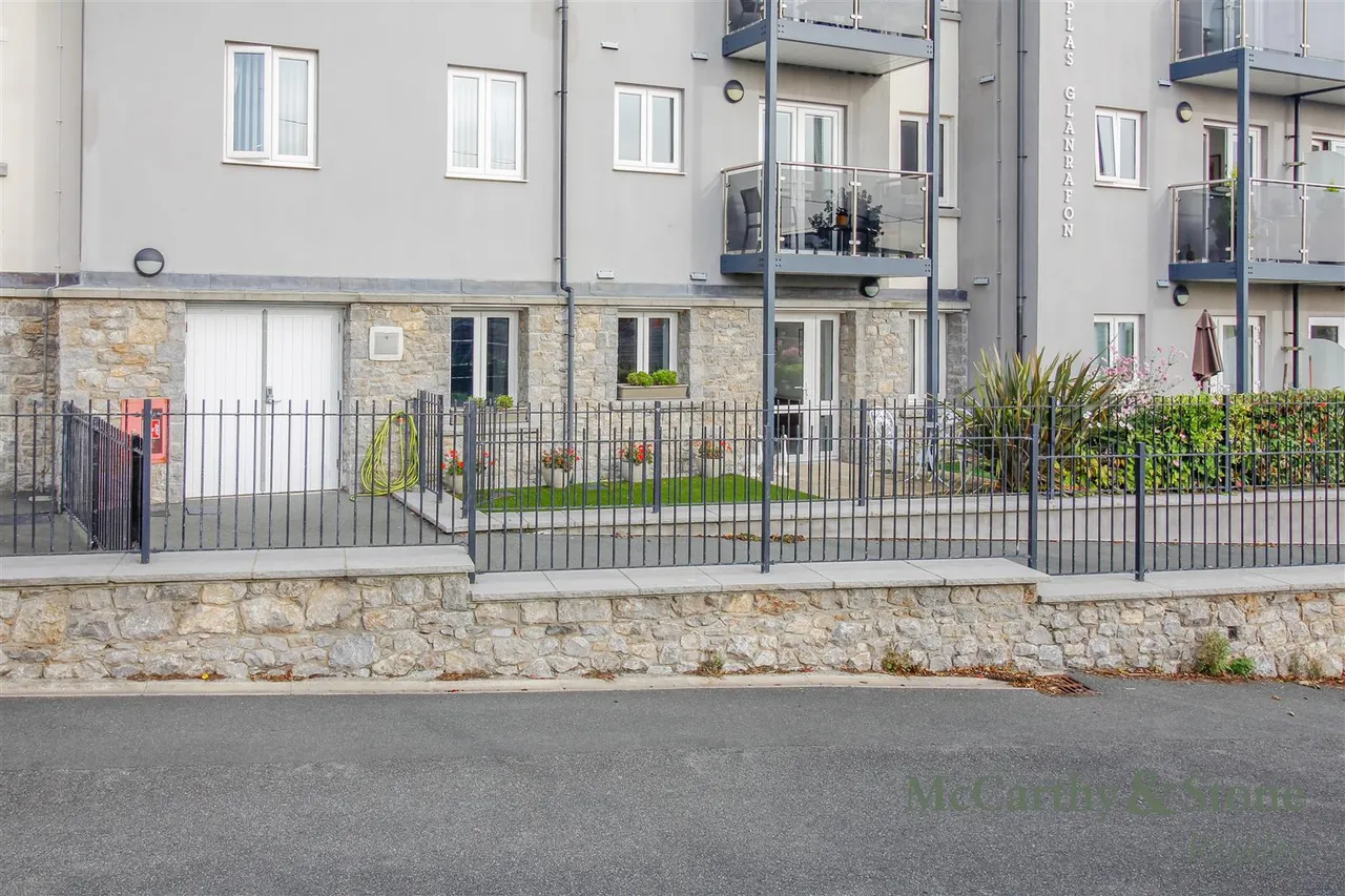 Bangor Road, Benllech, LL74, photo 2