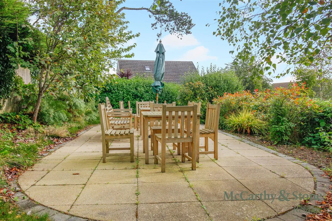 Bangor Road, Benllech, LL74, photo 18