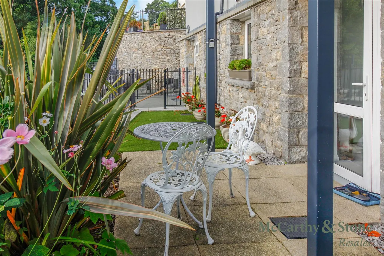 Bangor Road, Benllech, LL74, photo 5