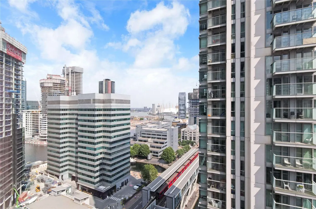 Pan Peninsula Square, Canary Wharf, E14, photo 10