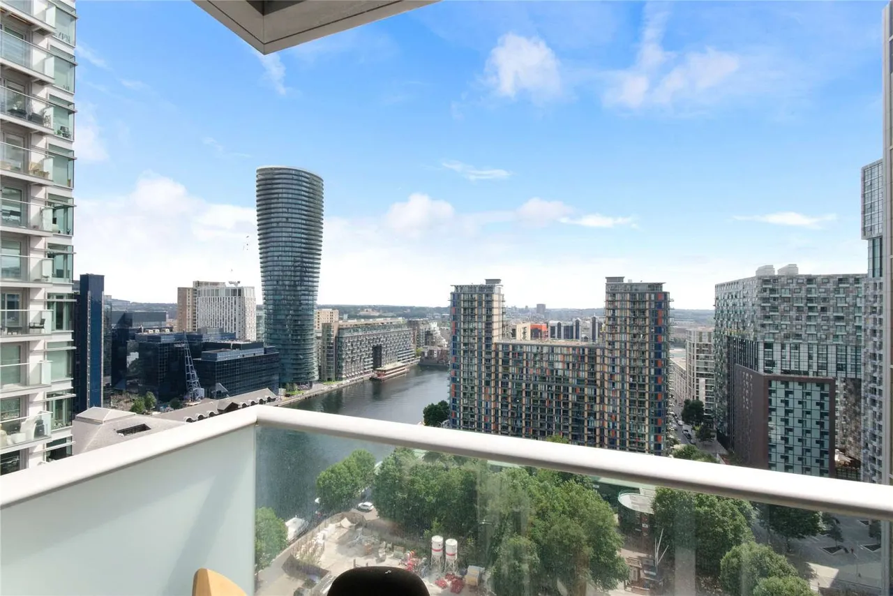 Pan Peninsula Square, Canary Wharf, E14, photo 9