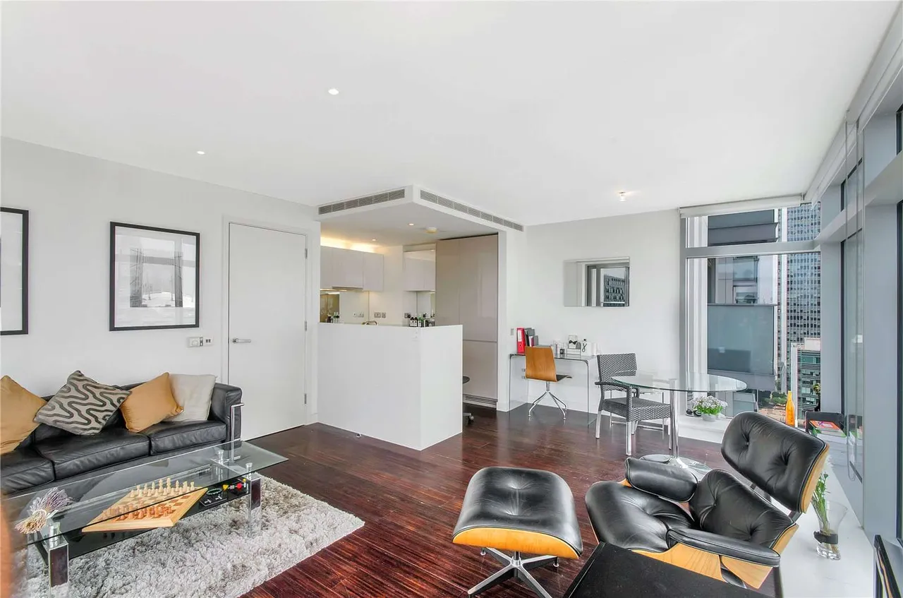 2 bed flat to rent, Pan Peninsula Square, Canary Wharf, E14