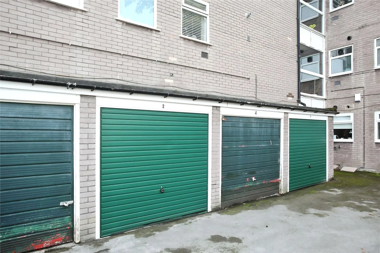 Beaminster Court, Heaton Mersey, SK4, photo 6