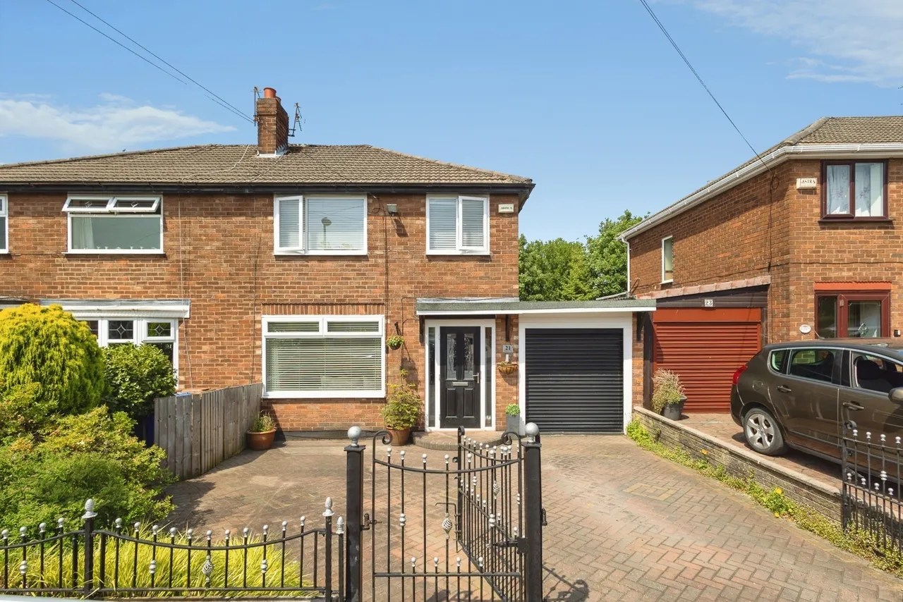 3 bed house for sale — Kennedy Way, Denton, Manchester, Greater Manchester, M34