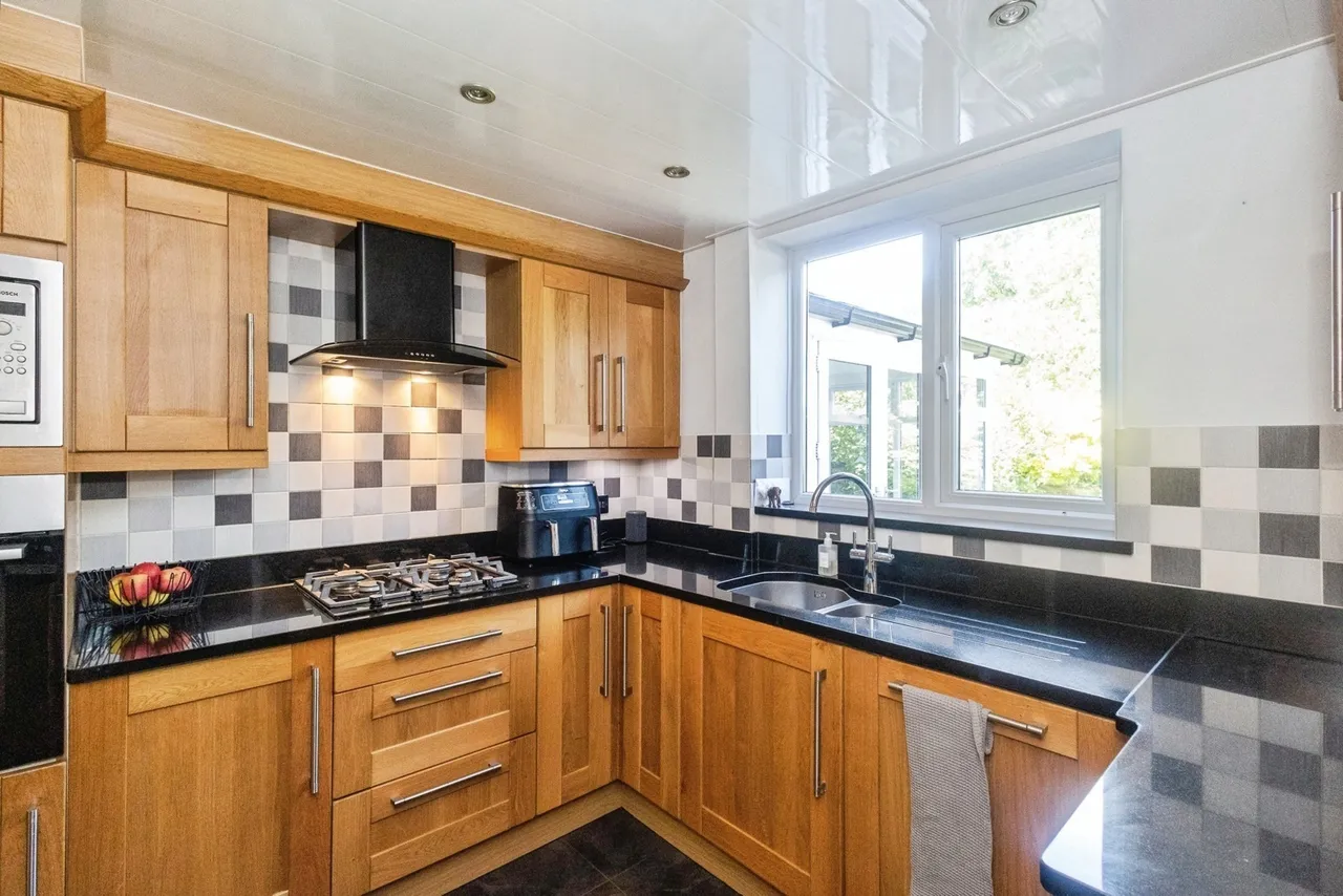 Kennedy Way, Denton, Manchester, Greater Manchester, M34, photo 8