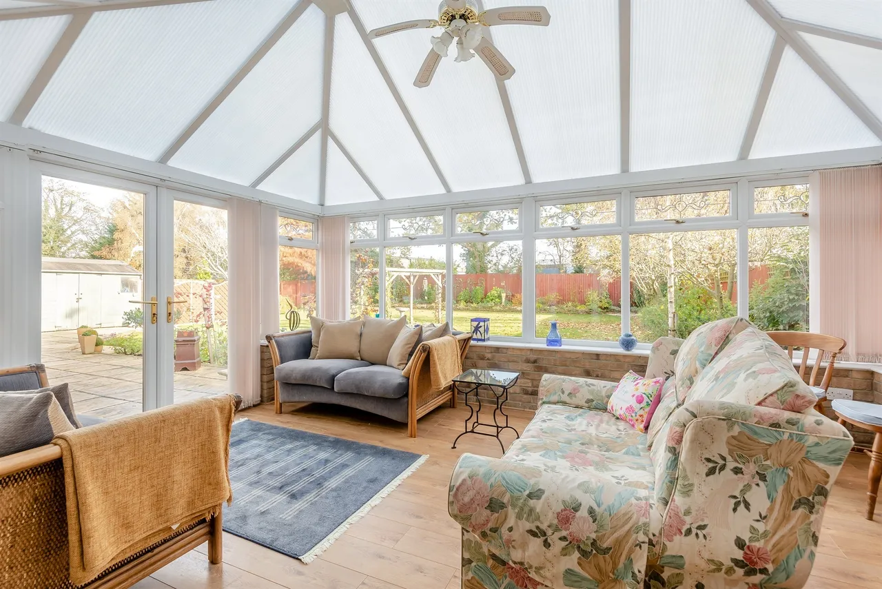 Acorn Drive, Gayton, PE32, photo 12