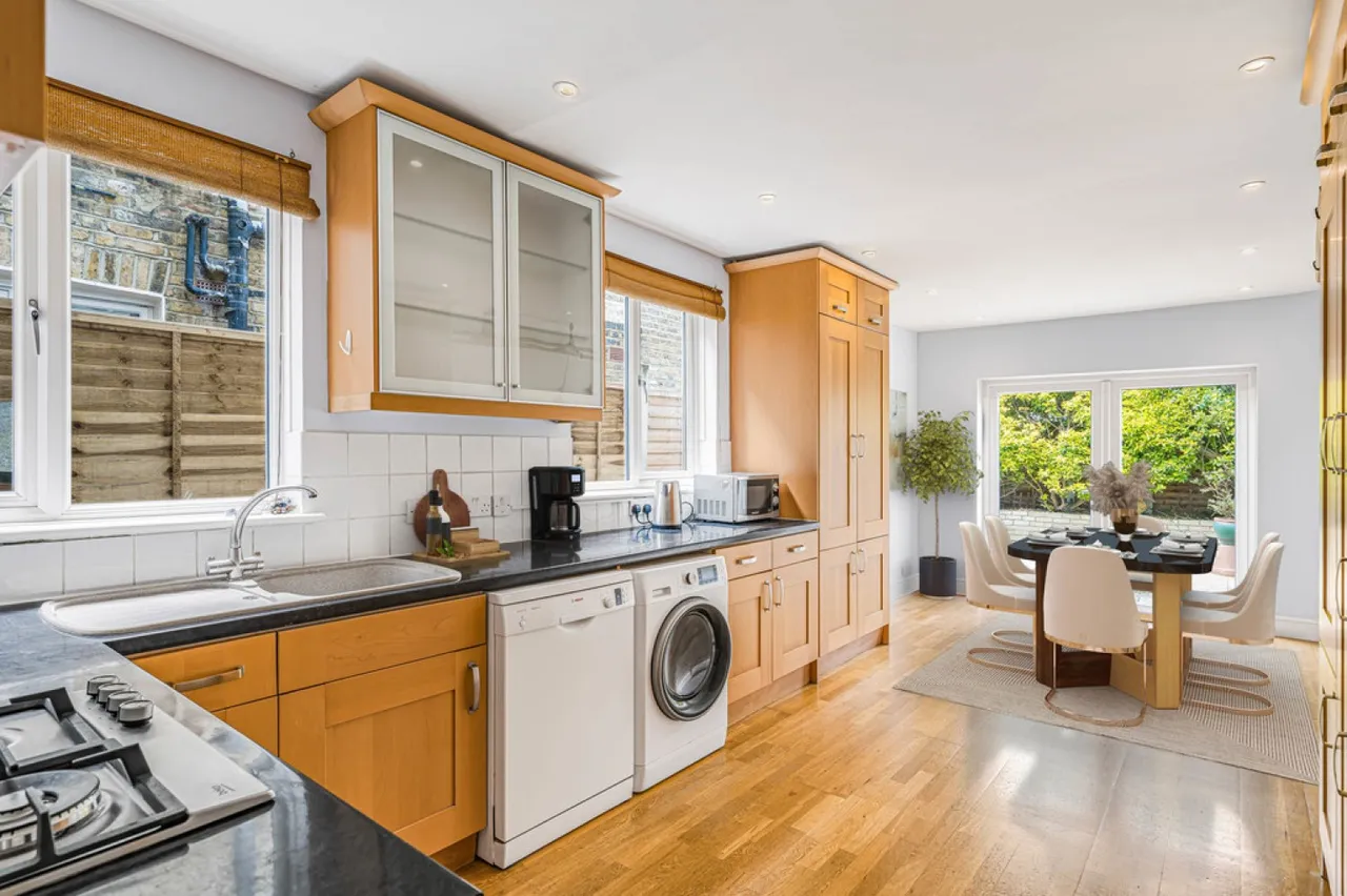 4 bed house for sale, Glenrosa Street, Fulham, SW6