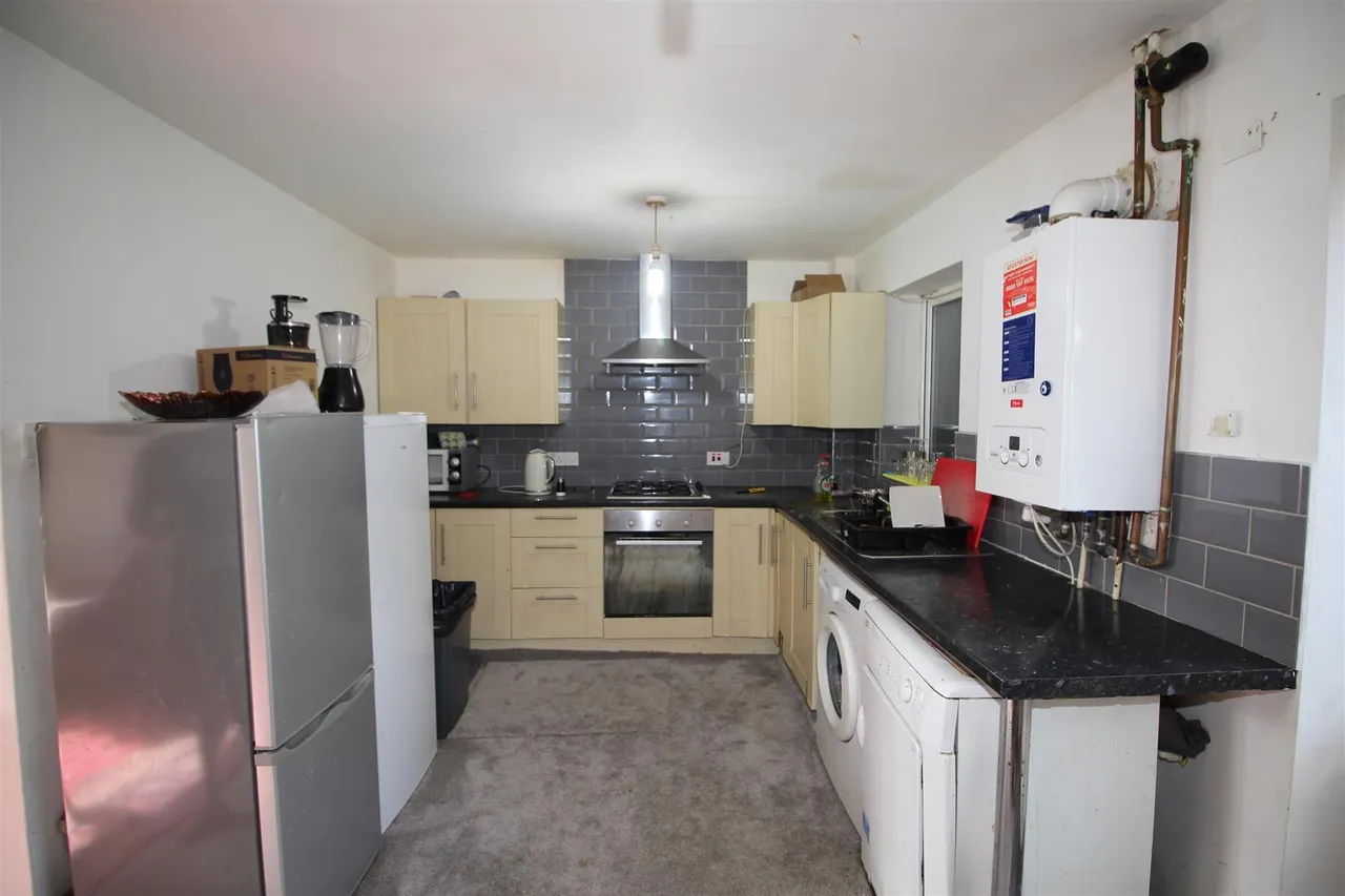 Old Market Street, Blackley, M9, photo 3
