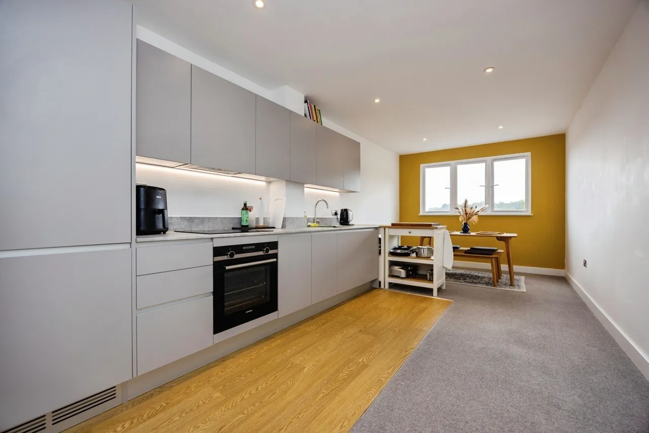 Catteshall Lane, Godalming, GU7, photo 15