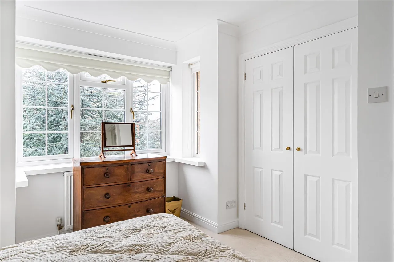 The Woodlands, Chesterton, photo 19
