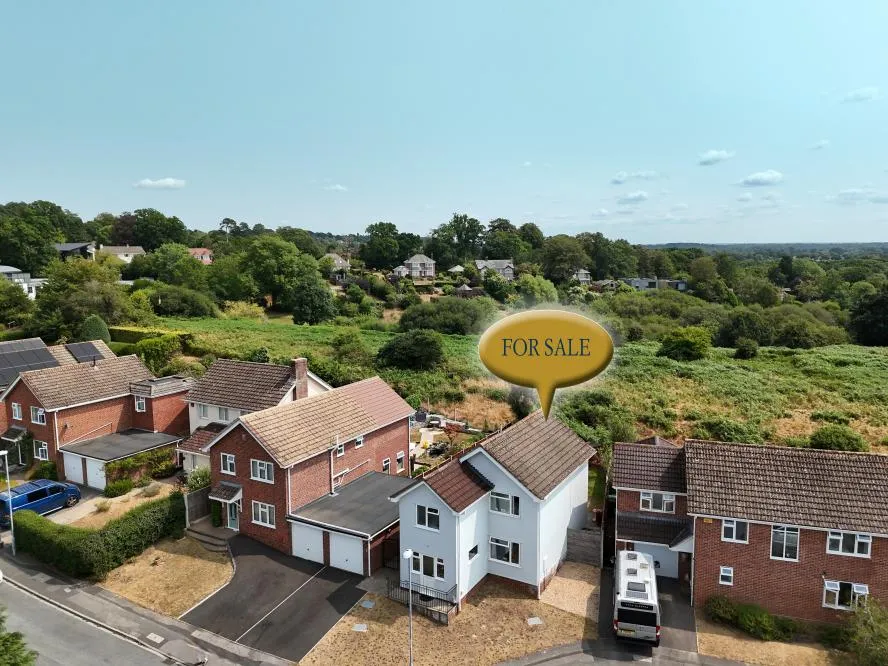 3 bed house for sale, Hornbeam Way, Wimborne, BH21