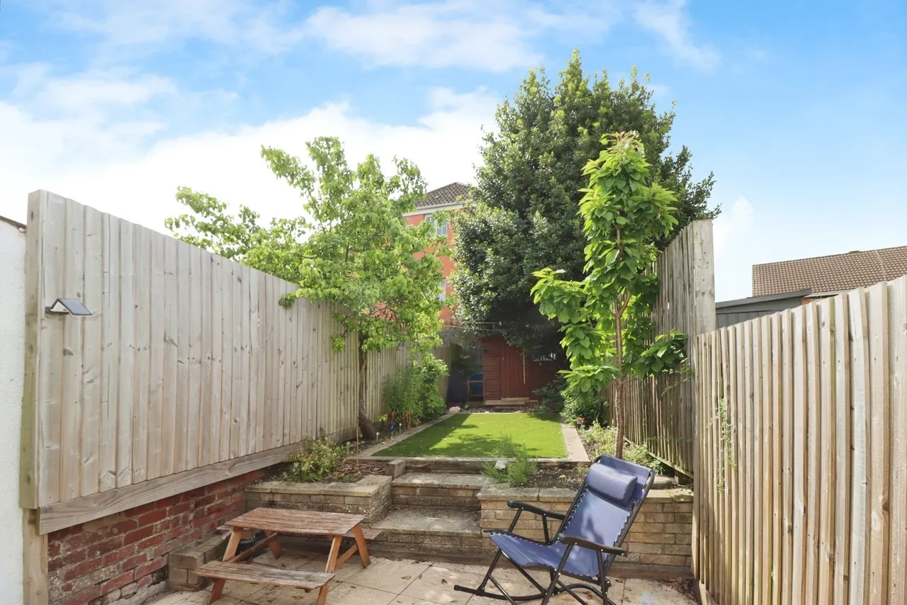 High Street, Staple Hill, Bristol, BS16, photo 16
