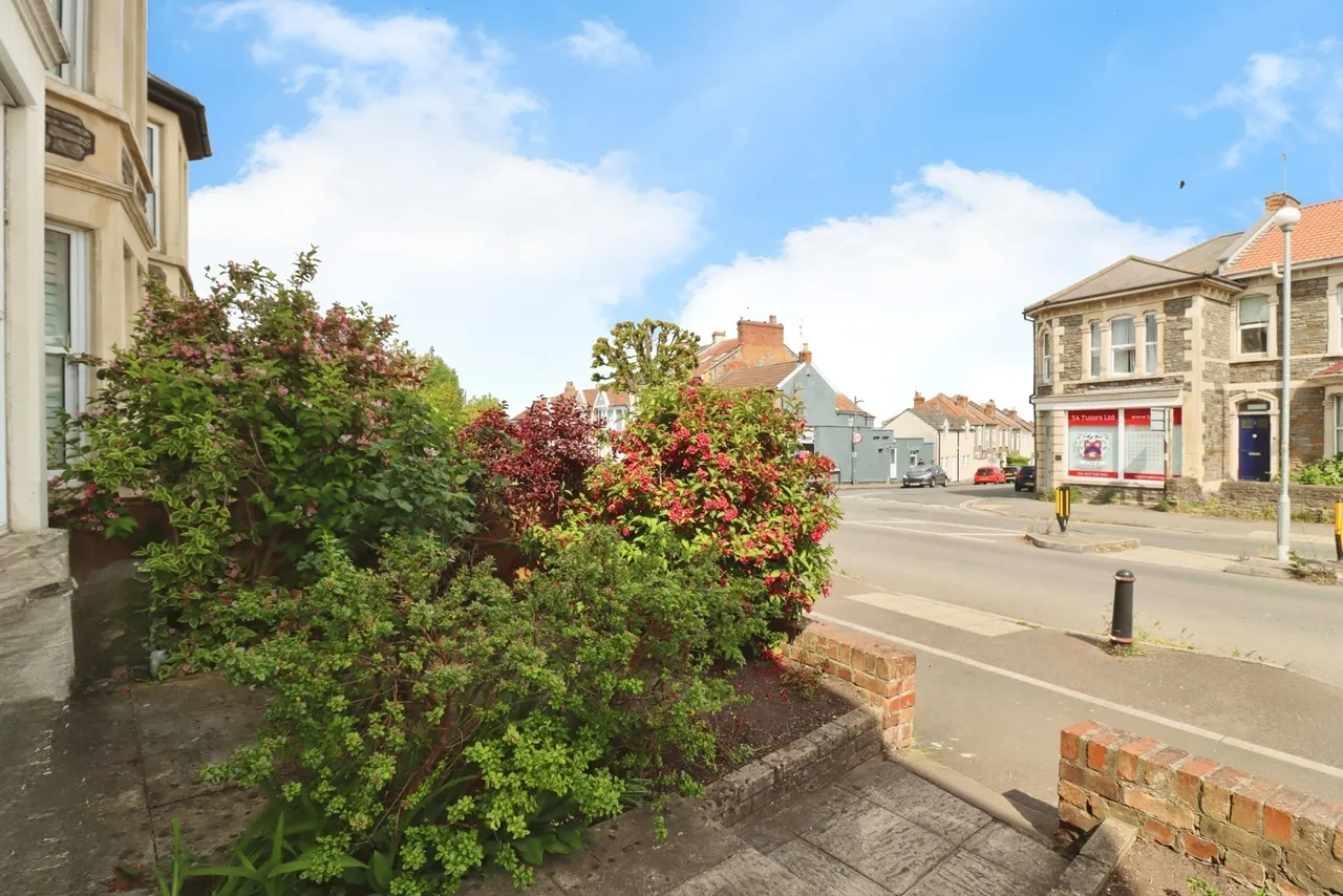 High Street, Staple Hill, Bristol, BS16, photo 15