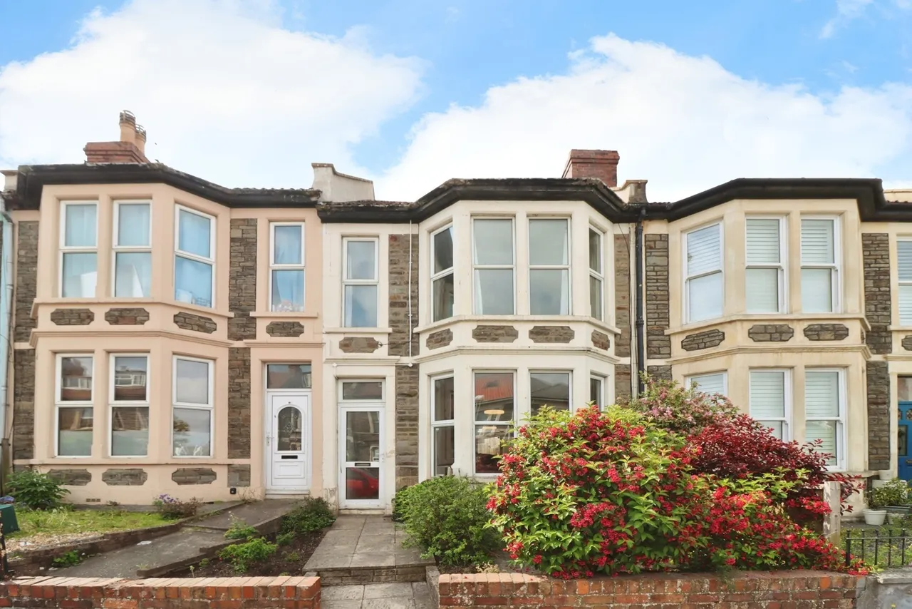 3 bed house for sale — High Street, Staple Hill, Bristol, BS16