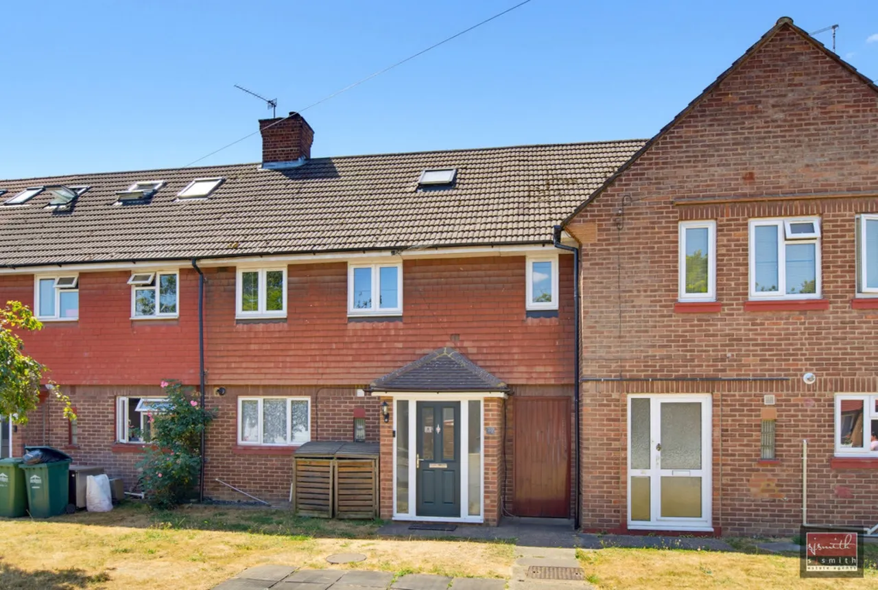Gloucester Crescent, Staines-upon-Thames, TW18, photo 19