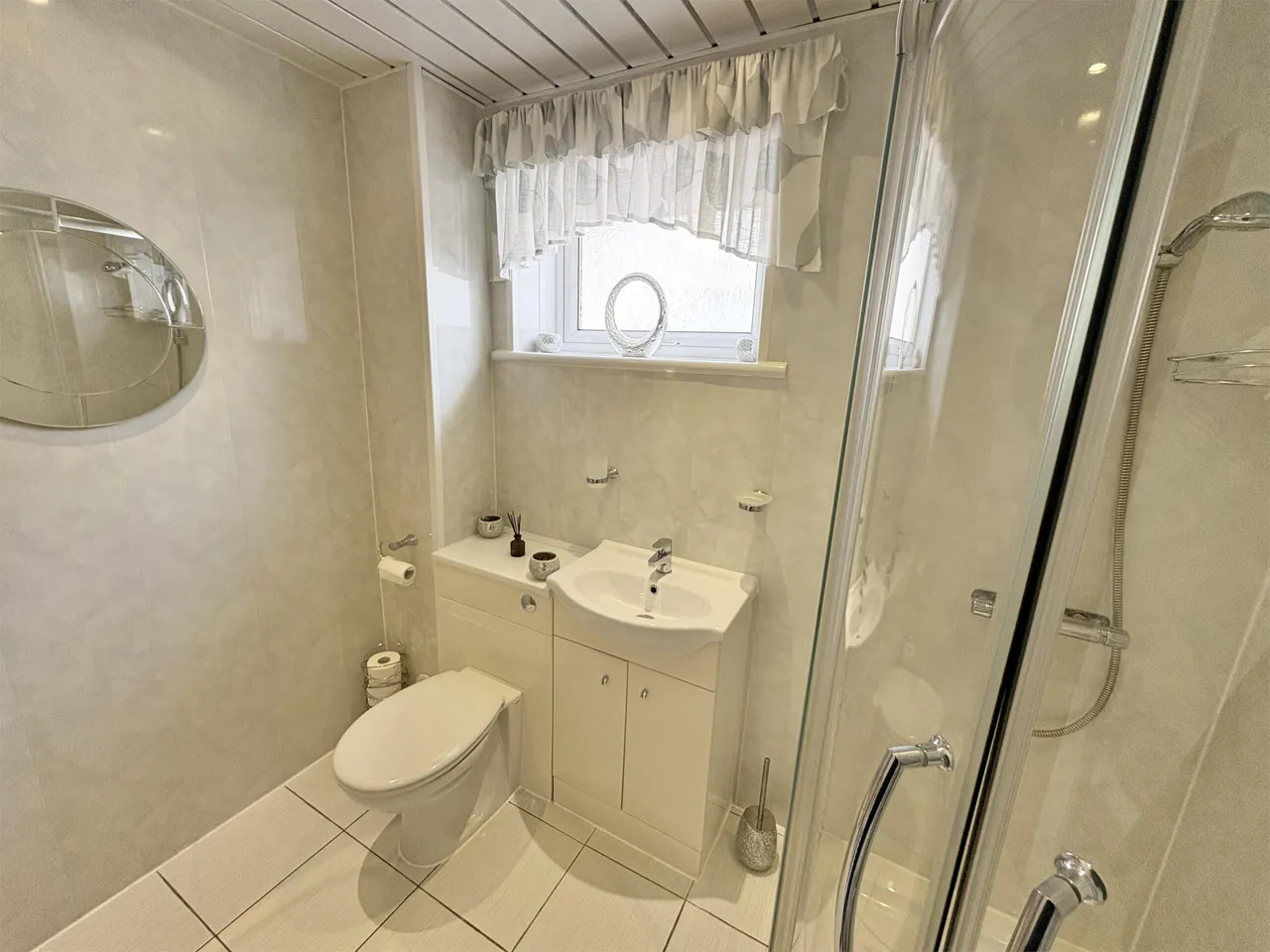 Kilwinning, KA13, photo 16