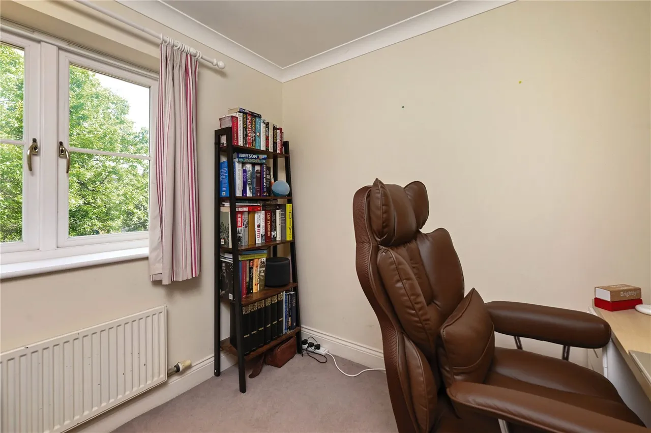Micheldever Drive, Fleet, Hampshire, GU51 1BP, photo 14