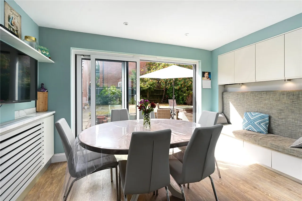 Micheldever Drive, Fleet, Hampshire, GU51 1BP, photo 3