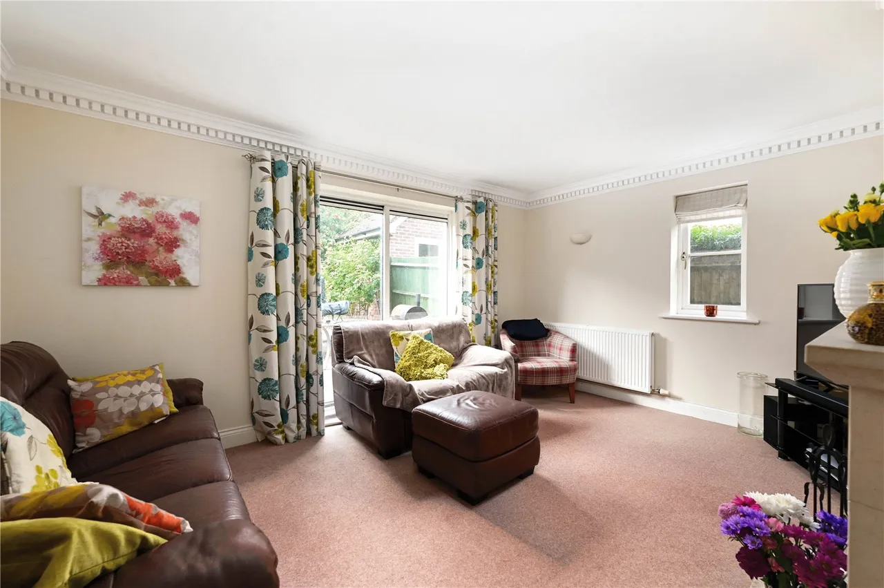 Micheldever Drive, Fleet, Hampshire, GU51 1BP, photo 4