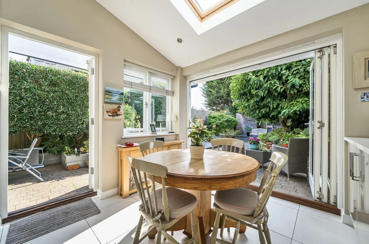 St. Pauls Road, Chichester, PO19, photo 17
