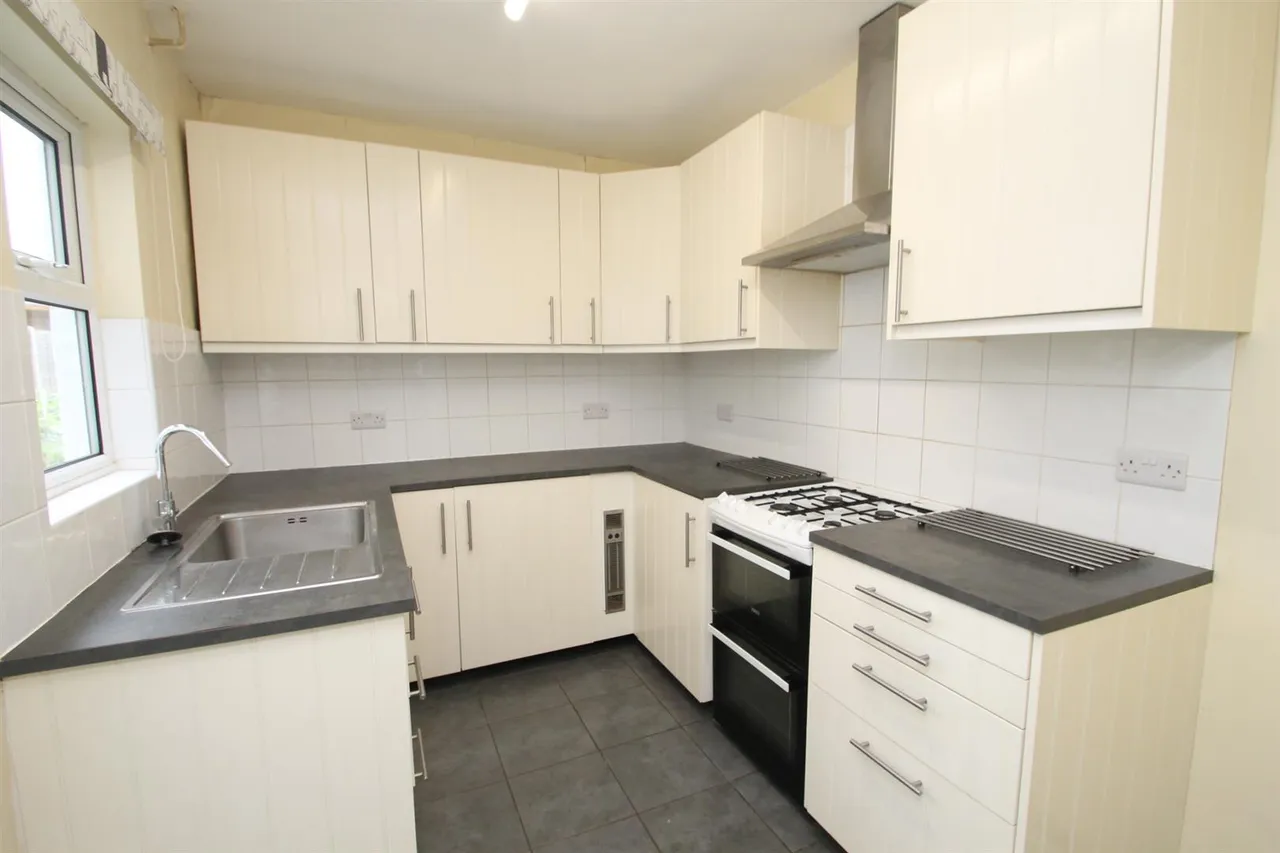 Charlton Street, Maidstone, photo 4
