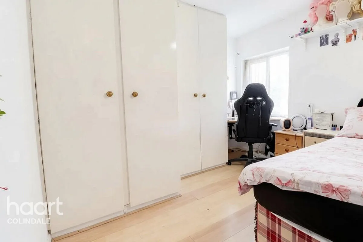 Sturgess Avenue, NW4, photo 7