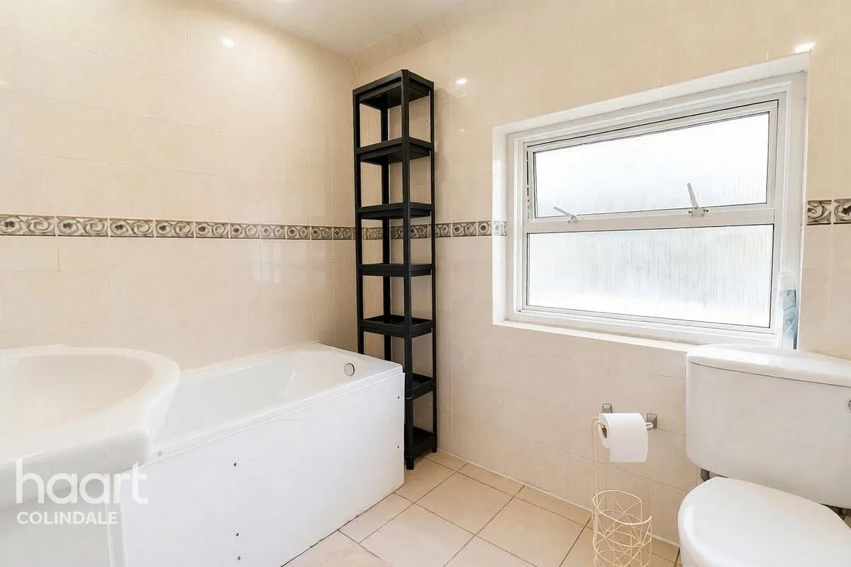 Sturgess Avenue, NW4, photo 8