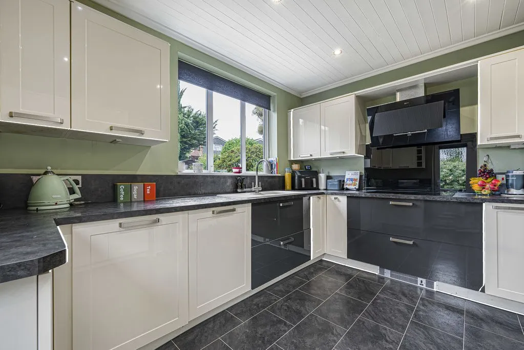 Glenhurst Avenue, Bexley, DA5, photo 2