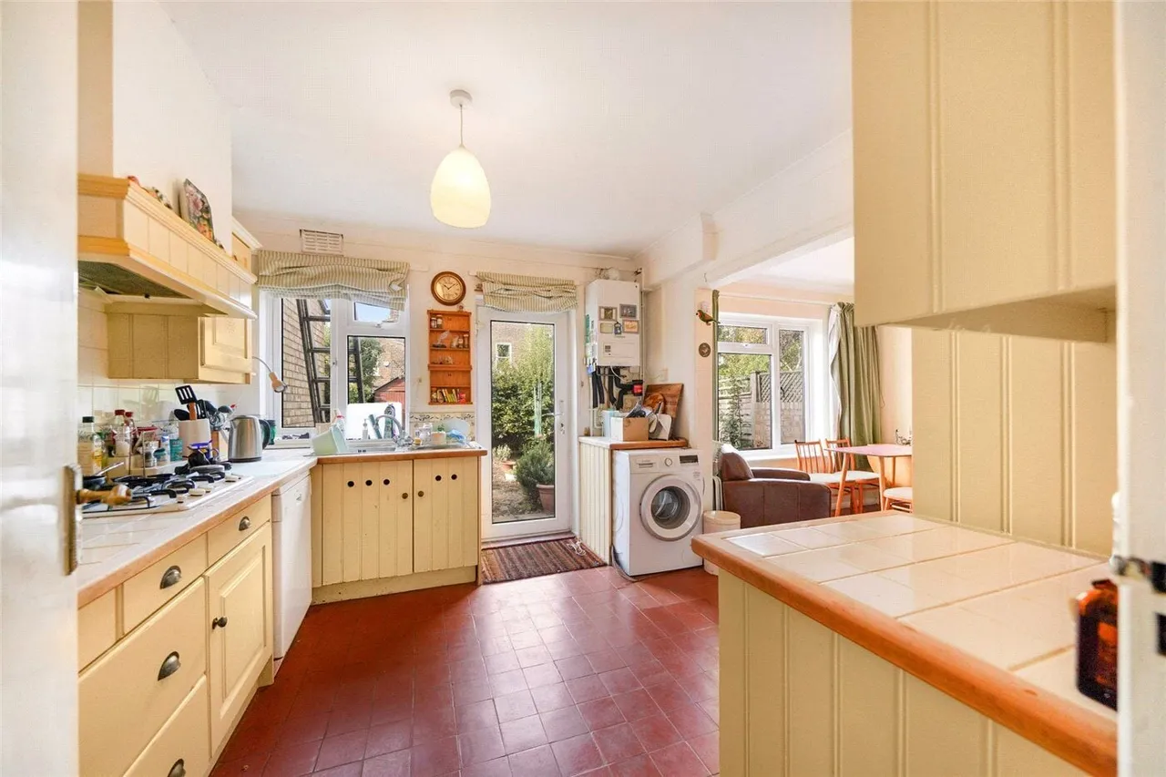 Raglan Street, London, NW5, photo 5