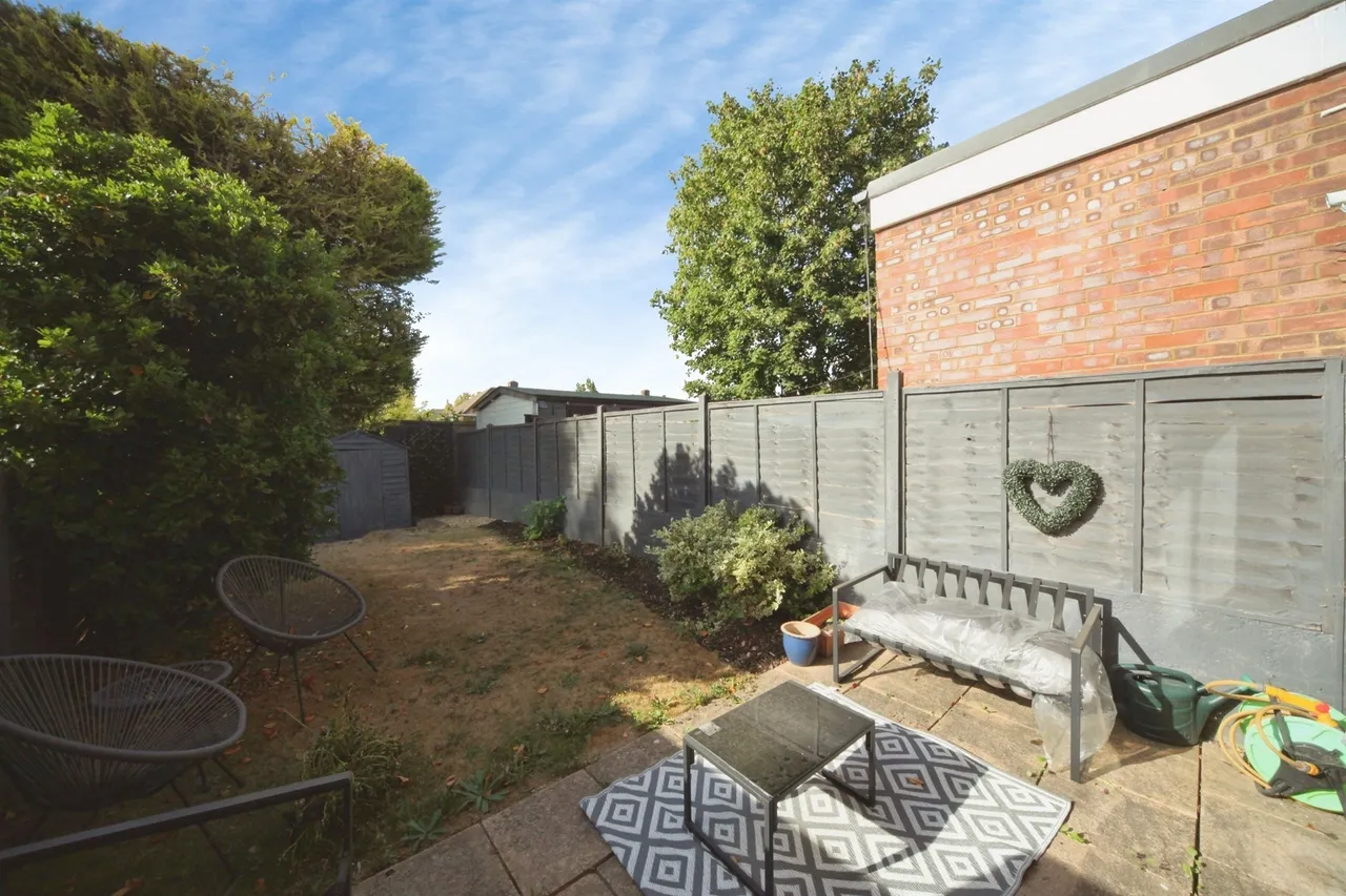 Northview Road, Houghton Regis, LU5, photo 6