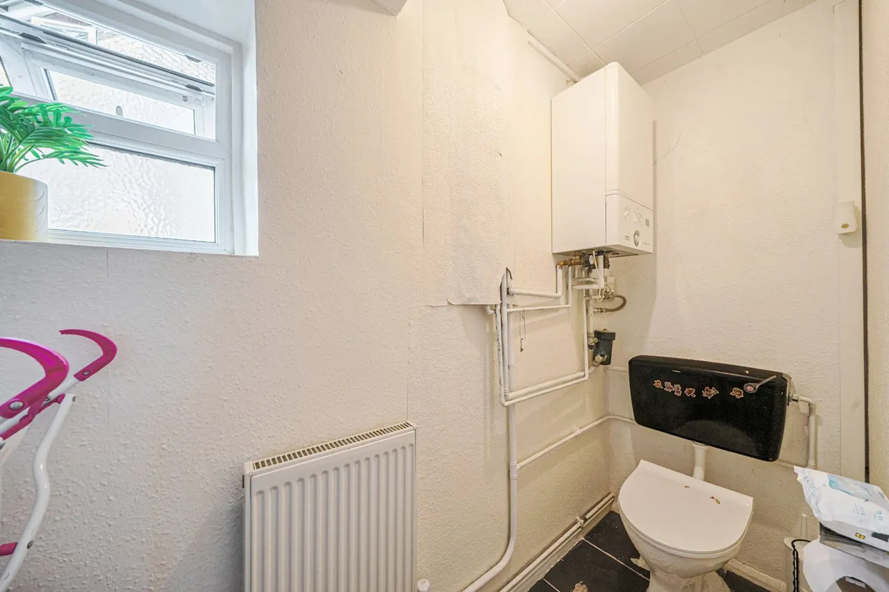 Middle Park Avenue, SE9, photo 13