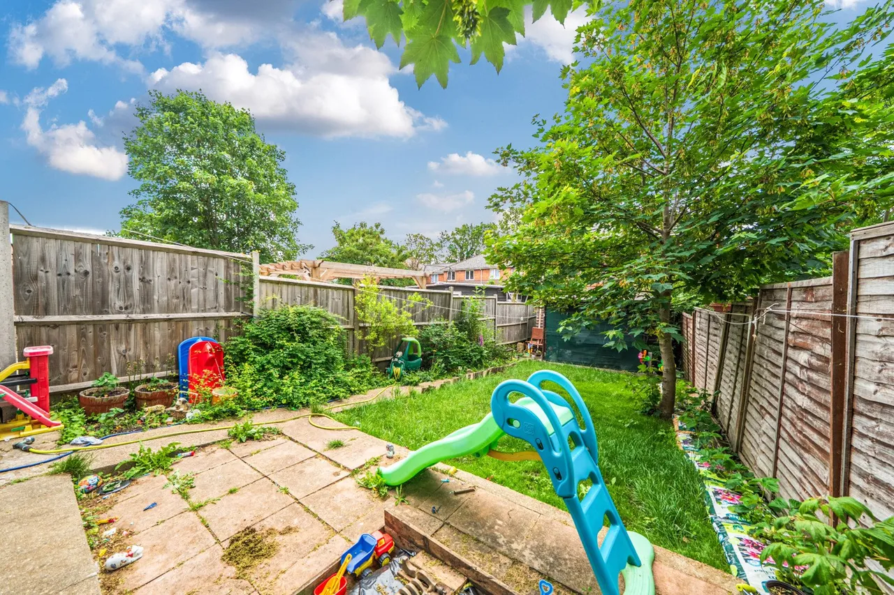 Middle Park Avenue, SE9, photo 12