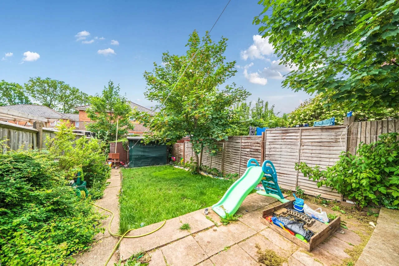 Middle Park Avenue, SE9, photo 5