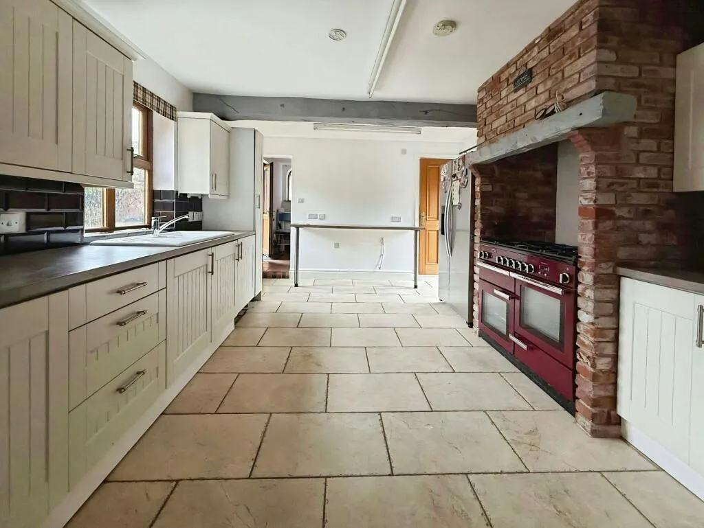 Crewe Road, Alsager, ST7, photo 9